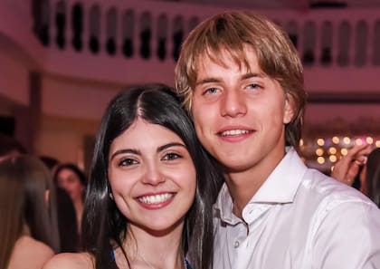 Valentino López, el hijo mayor de Wanda Nara, está en pareja con Carola Sánchez Aloe (Foto: Instagram @officialvalentino.lopez)
