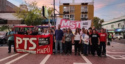 Valentino Tupac representa al Partido de los Trabajadores Socialistas