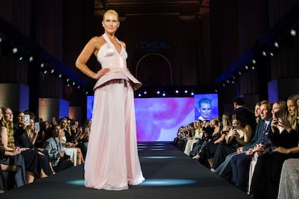 Valeria Mazza con un diseño de Fabián Zitta, reconocido diseñador argentino.
