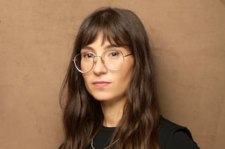 “De quienes escriben libros, hoy en día, se espera mucho más que libros”