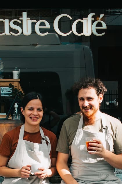 Valeria y Santi, los creadores del café