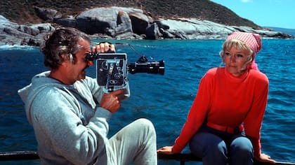 Valerie y Ron Taylor en 1976