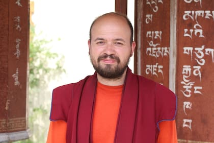 Valery Kozakov estudiaba Biología antes de aspirar a lama en la Datsan Ivolginsky