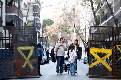 vallado en el departamento de la vice presidente Cristina Ferndez de Kirchner