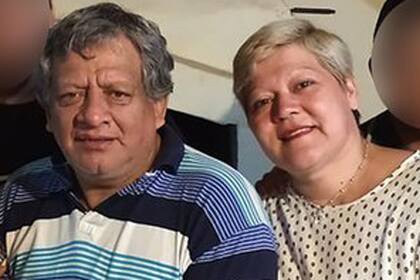 Vallejo junto a su mujer