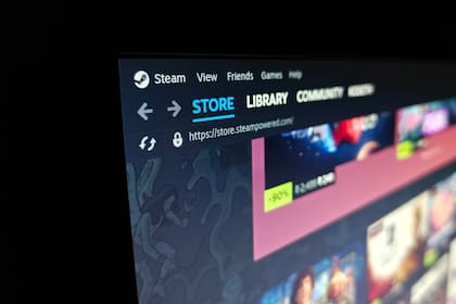 Valve, la compañía detrás de la plataforma de juegos Steam, se enfrenta a una demanda en Reino Unido que la acusa de fijar precios abusivos y que podría obligarla a pagar hasta 905 millones de dólares en multas