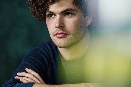 Vance Joy, el músico australiano conocido mundialmente por el hit "Riptide", regresa a la Argentina tras su éxito en el Lollapalooza 2017