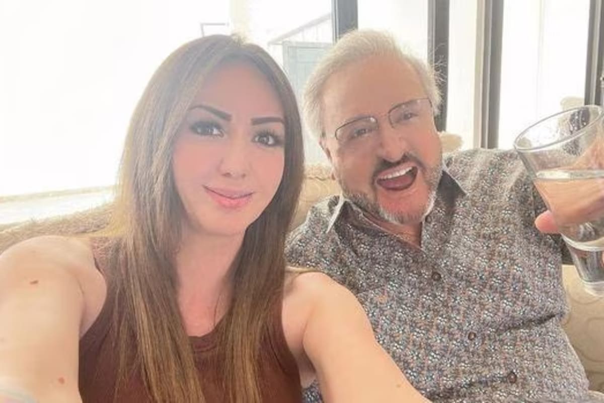 Vanesa Villagrán junto a su padre, el actor Carlos Villagrán, famoso como Quico