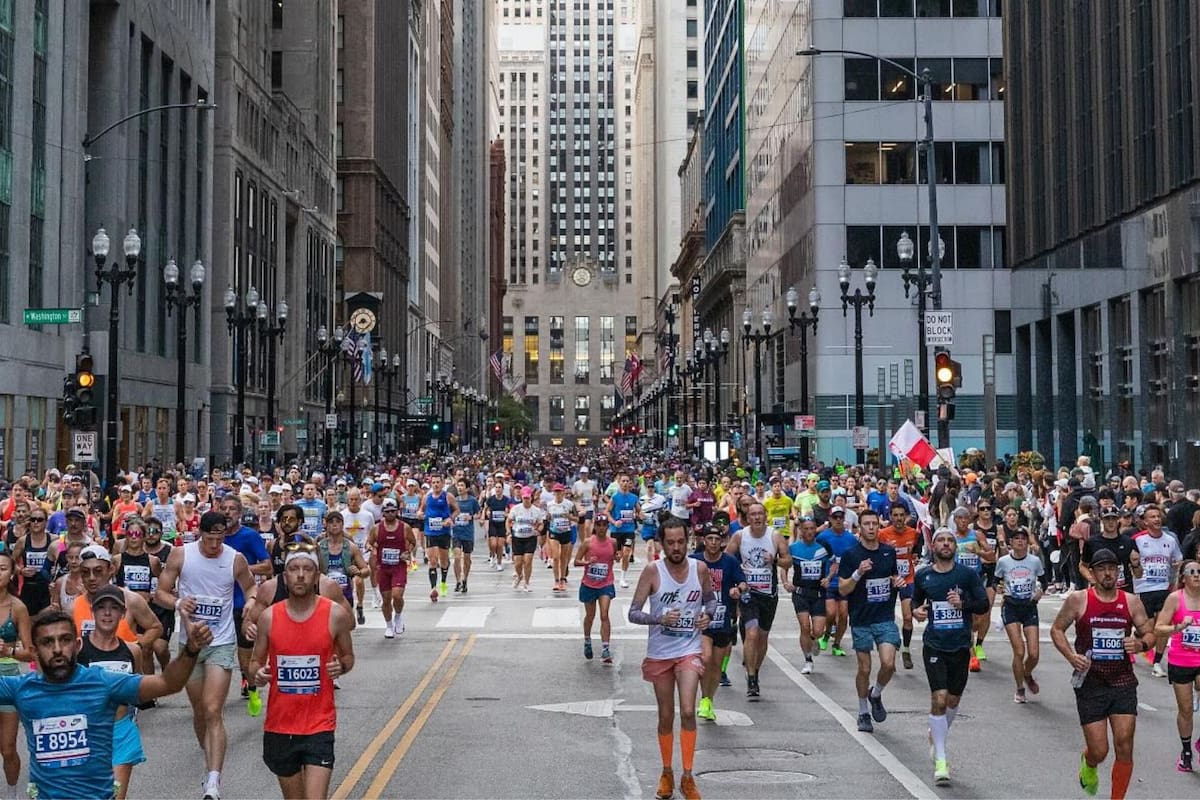 Varias calles de la ciudad estarán cerradas por el Maratón de Chicago Bank of America 2025 (Instagram/@marathinez)