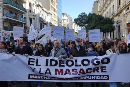 Varias organizaciones marcharon para exigir la reapertura de la causa judicial sobre la "masacre del comedor"