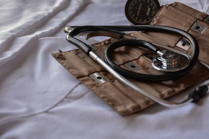 Varios estados han puesto en marcha iniciativas para darle atención médica a los indocumentados