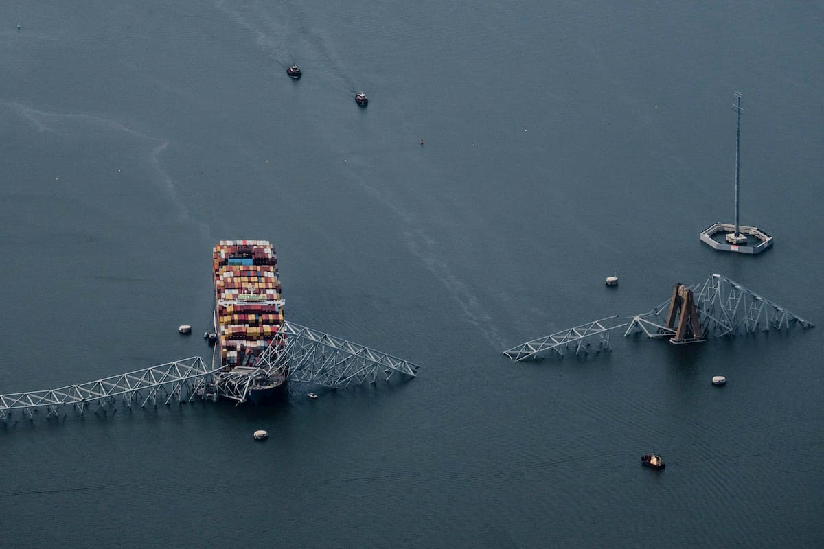 Varios fabricantes desvían sus envíos de autos por el colapso del puente de Baltimore