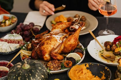 Varios locales en Nueva York ofrecen una alternativa al tradicional festejo del último jueves de noviembre