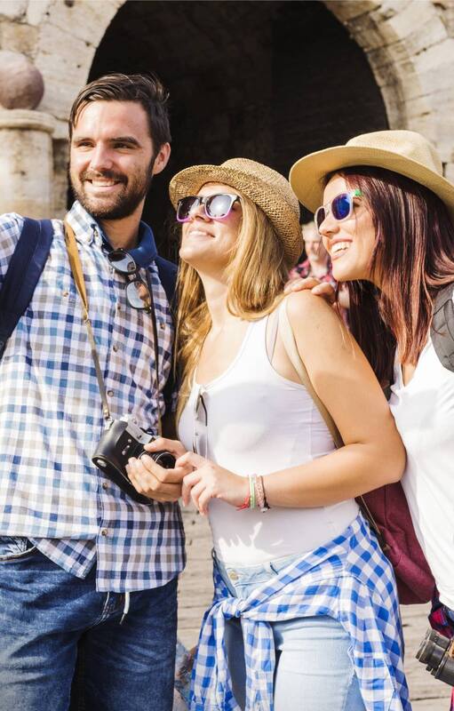 Varios lugares de gran afluencia turística prohibieron las selfies. Los que incumplen, se exponen a severas multas.