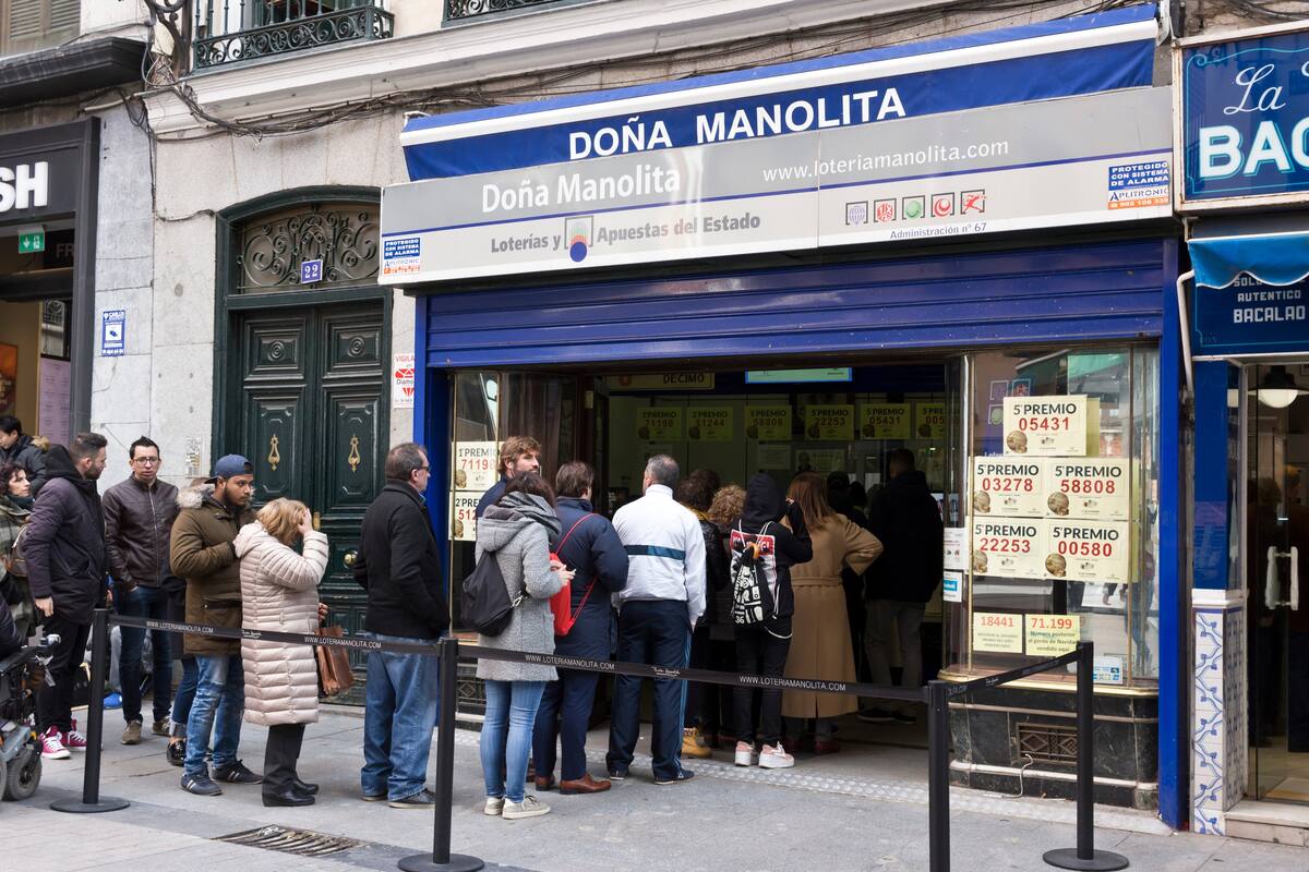 Varios medios en España se han hecho eco de una respuesta de ChatGPT, que da como número ganador del Gordo de Navidad de la lotería española al 03695