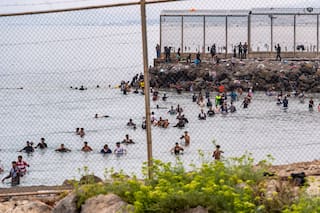 Marruecos condena a siete taxistas por facilitar la migración irregular hacia Ceuta