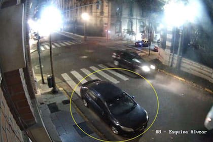 Varios policías terminaron detenidos por el operativo a metros del Palacio Duhau.
