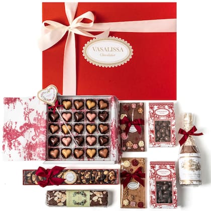 Vasalissa combina un packaging súper romántico con creaciones de chocolate de la más alta calidad.