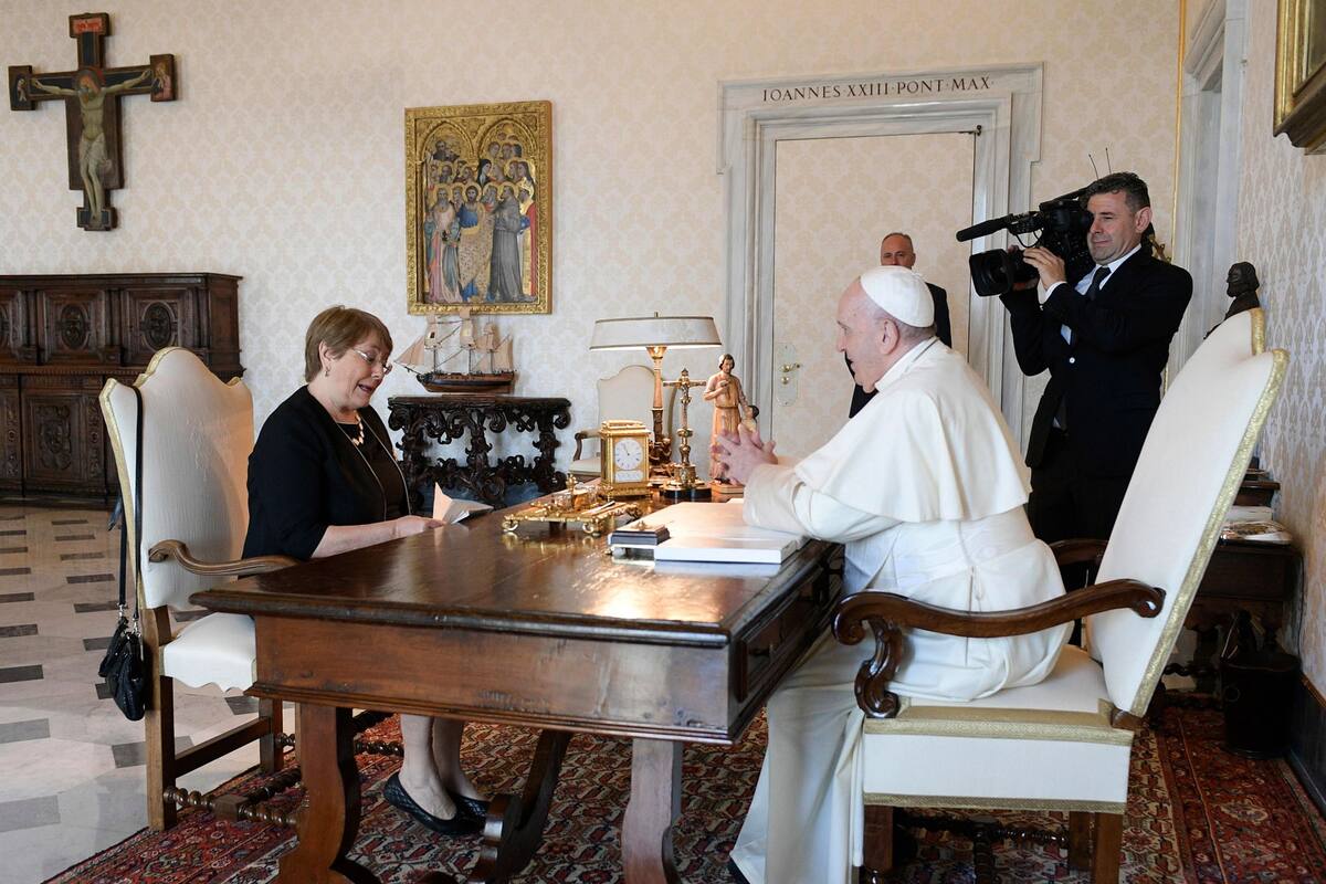 Vaticano: Francisco recibió a Bachelet y hablaron de la situación en Venezuela