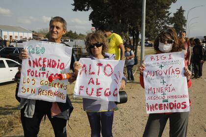 Vecinos de Charbonier y Capilla del Monte reclaman que se declare la emergencia nacional