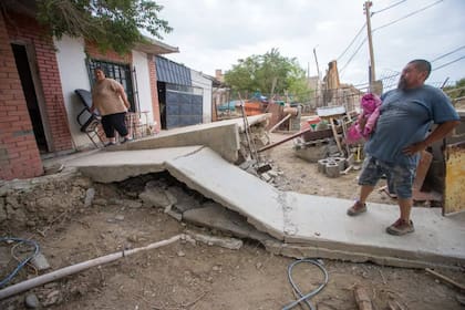 Vecinos de los barrios Sismográfica y El Marquesado, los más afectados por el fenómeno