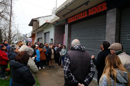Vecinos del ferretero asesinado rezaron por la víctima