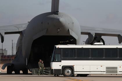 Vedam ahora enfrenta un proceso de deportación y podría ser enviado a un país que no conoce