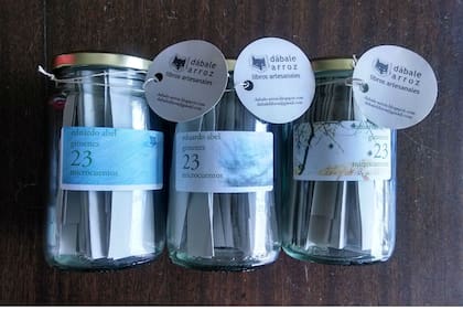 Veintitrés microcuentos enfrascados de Eduardo Abel Giménez