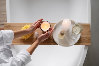 Velas perfumadas son otros de los objetos que sirven para perfumar el cuarto