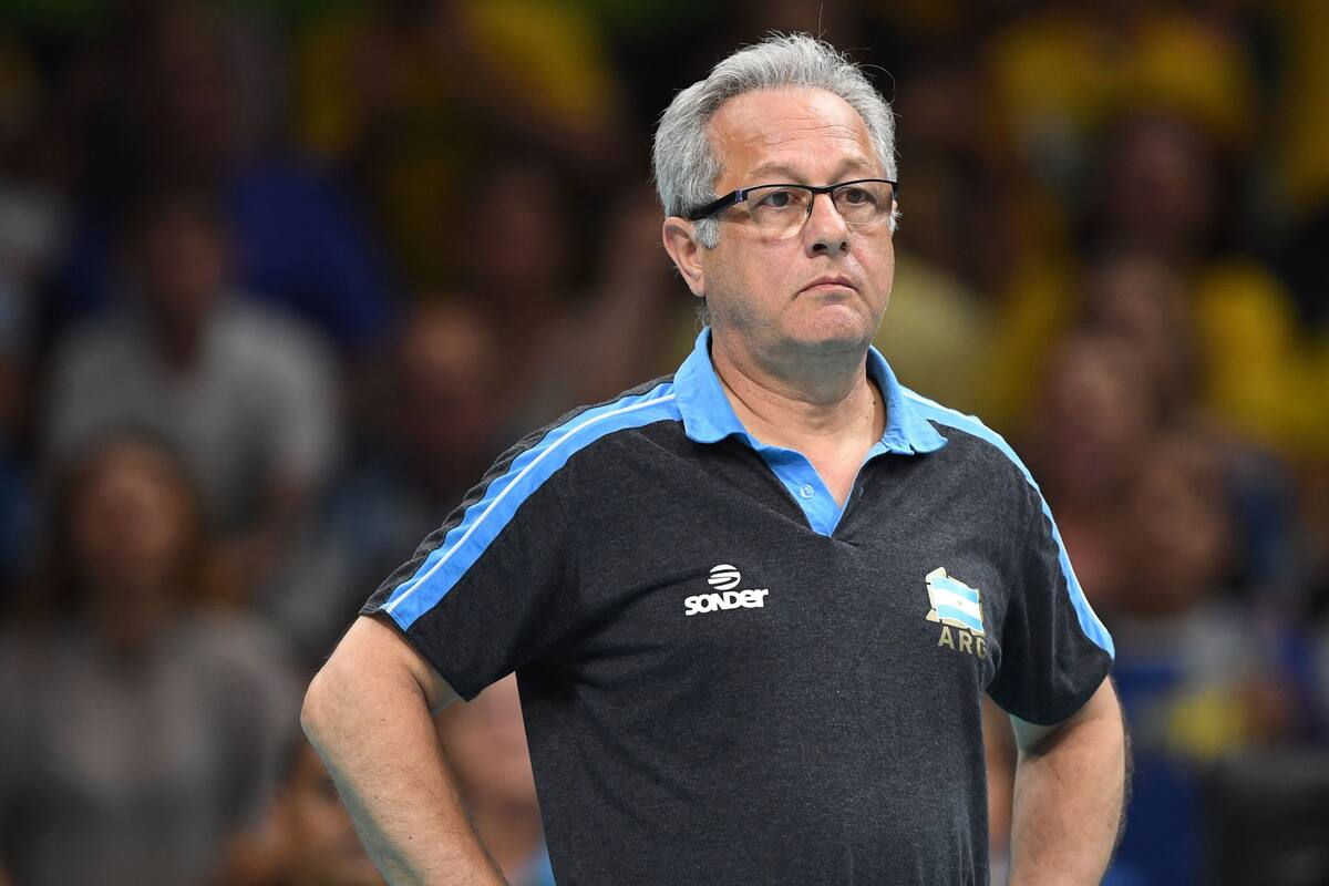Velasco, el entrenador de la selección de vóley