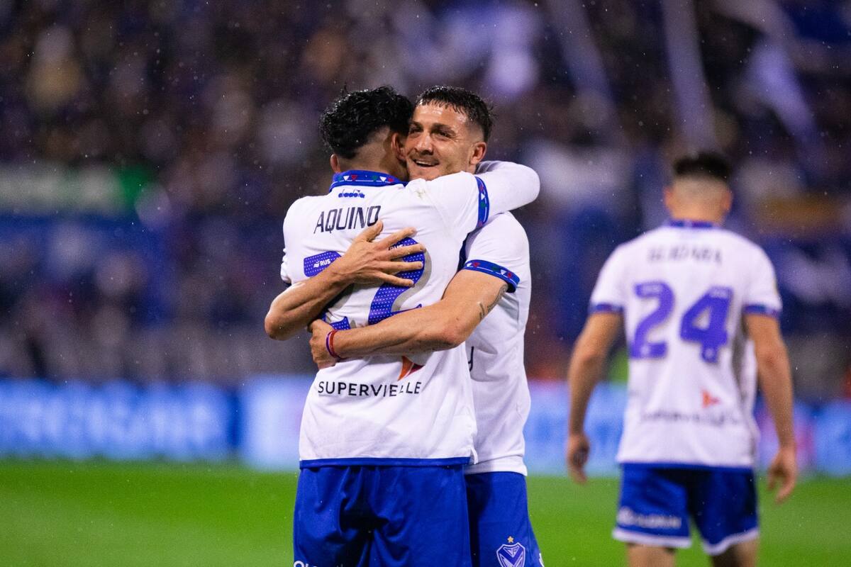 Vélez le ganó un partido clave a Gimnasia de La Plata y se alejó de la zona de descenso, aunque no puede confiarse
