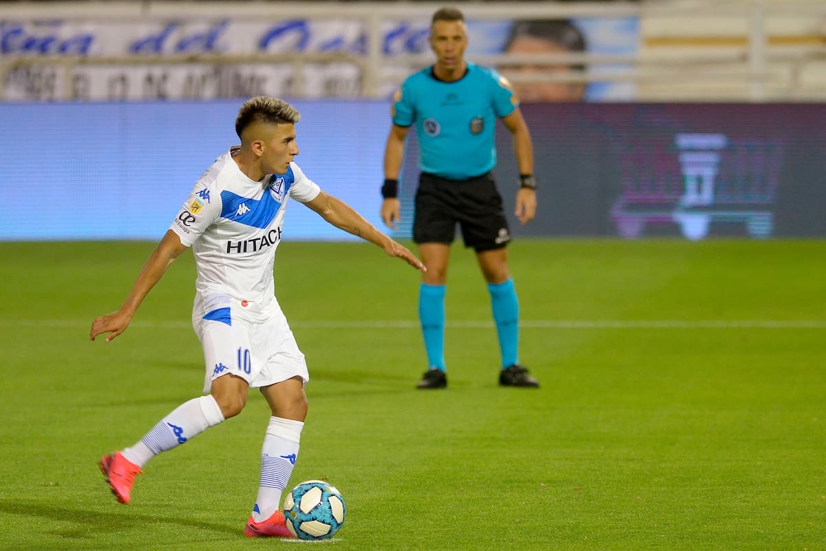 Vélez-Patronato, por la Copa Liga Profesional. Gol de Vélez