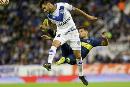 Vélez y Boca ya juegan el primer partido de la serie