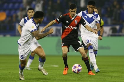 Vélez y River empataron 2 a 2 en un partidazo en el estadio José Amalfitani, que cerró la fecha 18 de la Liga Profesional