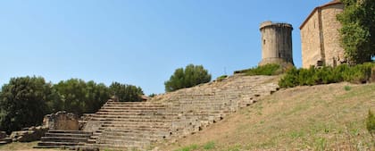 Velia, la ciudad de los filósofos, fue fundada hacia el 540 a. C. por griegos provenientes de Focea