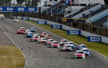 Velocidad y adrenalina en el circuito Nº9 del Autódromo