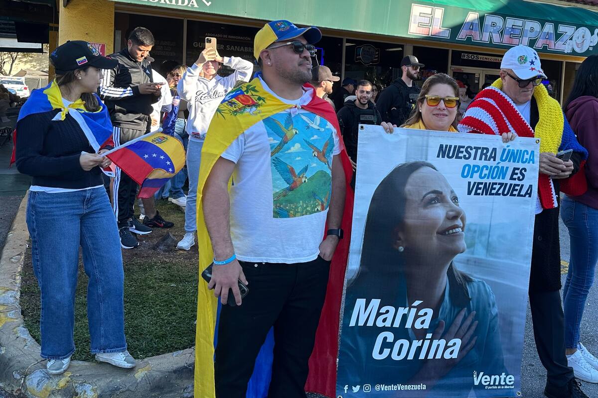 Venezolanos celebran en Doral, Florida, la captura de Nicolás Maduro
