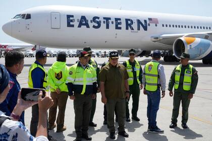 Venezuela libera a reos estadounidenses a cambio de migrantes deportados a El Salvador por EE.UU.