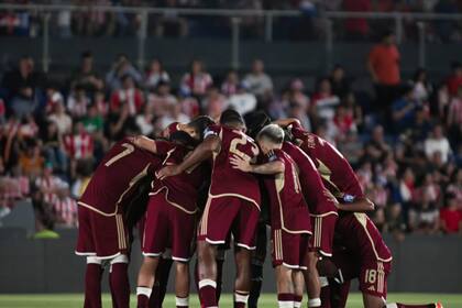 Venezuela tiene en sus manos el pase el Mundial 2026 (Instagram/@selevinotinto)