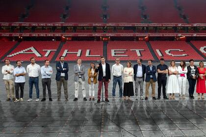 “Venimos a hacer un proceso de transformación del club, no una revolución", sostuvo el nuevo presidente, Jon Uriate, en el estadio San Mamés.