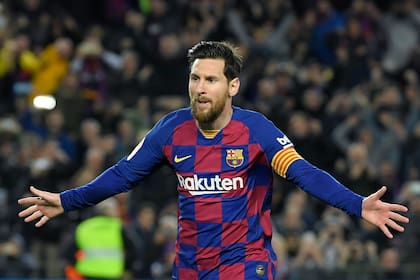 Ver a Messi le representa a Maturana volver a la escuela, al barrio