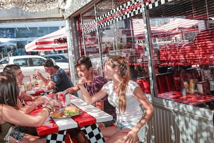 Verano 2018, Punta del Este, La Barra, chivito, comida, gastronomía, playa, esteña