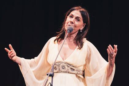 Verónica Cangemi, del escenario al "Studio"