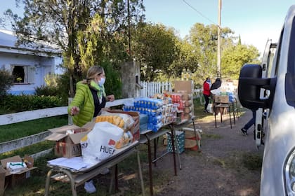 El reparto de alimentos, una constante en la pandemia