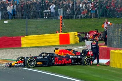 Verstappen se lamenta por el despiste en a poco del final de los segundos ensayos