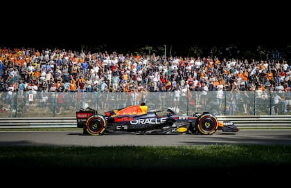 Verstappen vuela en Bélgica