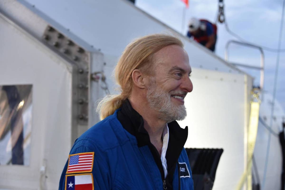 Vescovos es el único hombre en el mundo que ha explorado los cuatro puntos más profundos del planeta