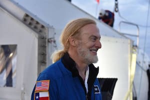 Vescovos es el único hombre en el mundo que ha explorado los cuatro puntos más profundos del planeta