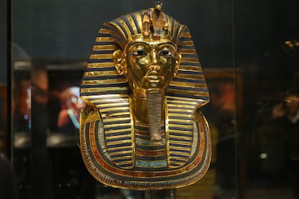 Vestigios del pasado. A fines de los años setenta, el MET de Nueva York exhibió, entre otros objetos, la célebre máscara funeraria de Tutankamón, en la que fue una de las muestras con mayor convocatoria de público de la historia