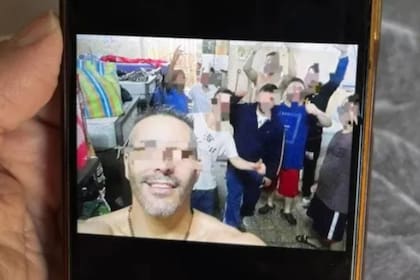 Viajaron desde Santa Fe: los estafaron con un alquiler cerca de Mar del Plata y luego los burlaron con una foto desde la cárcel.